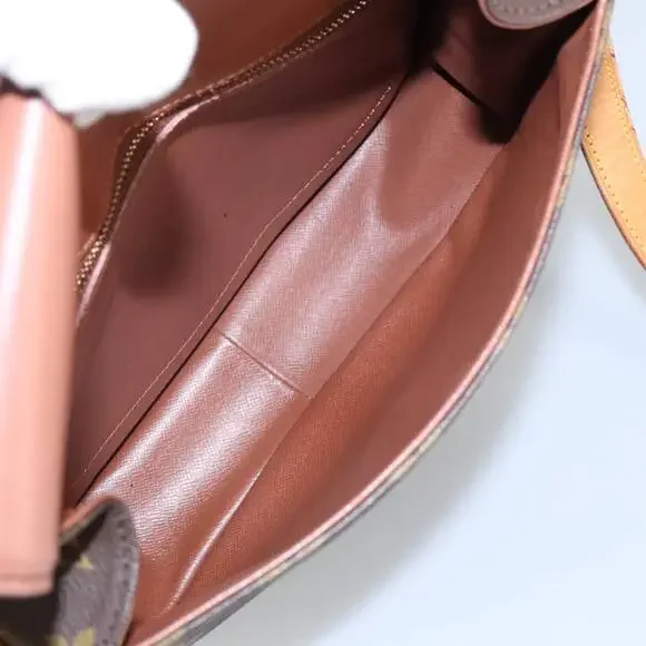 ⭐🔥AUTHENTIC🔥⭐Louis Vuitton Saint Cloud GM Crossbody - Picture 12 of 16